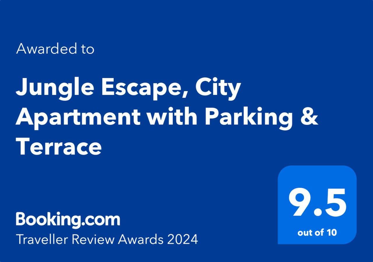 Jungle Escape, City Apartment With Parking & Terrace Chester Eksteriør bilde